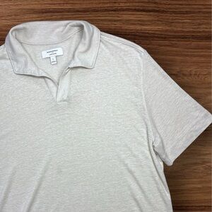 Banana Republic Men’s Linen Blend Cream Color Polo Shirt. Large